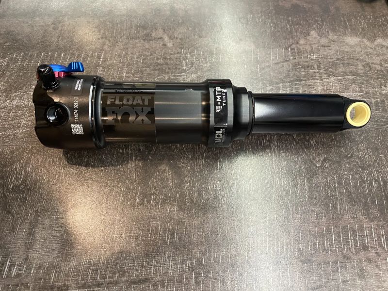 Fox Float performance 205x60