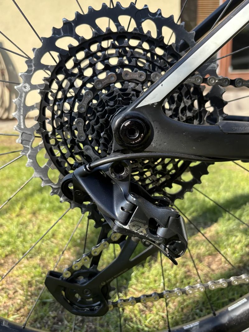 Canyon Exceed CF SLX