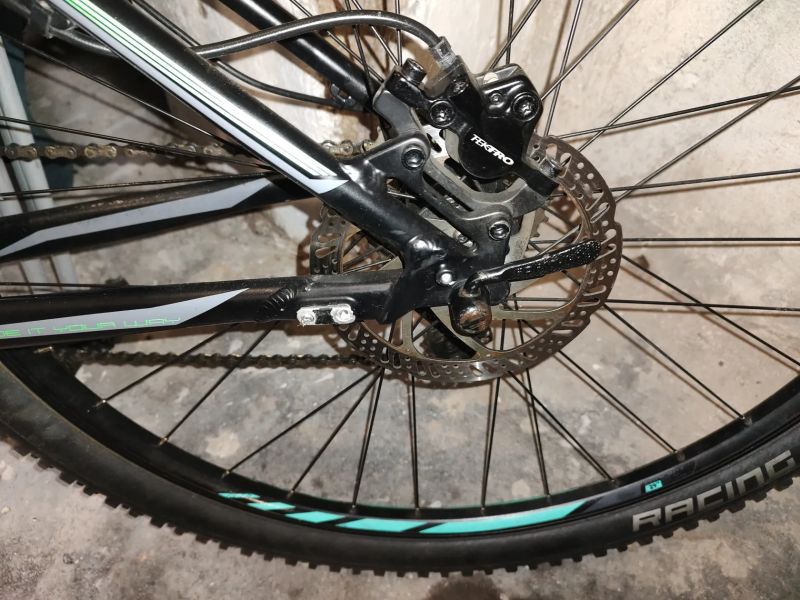 Prodám zachovalé horské kolo 