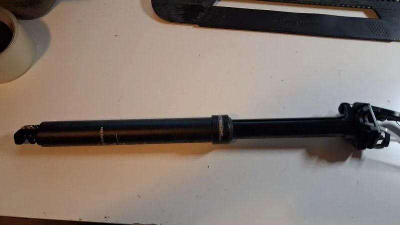 Teleskopická sedlovka Merida expert - 30,9mm; 130mm