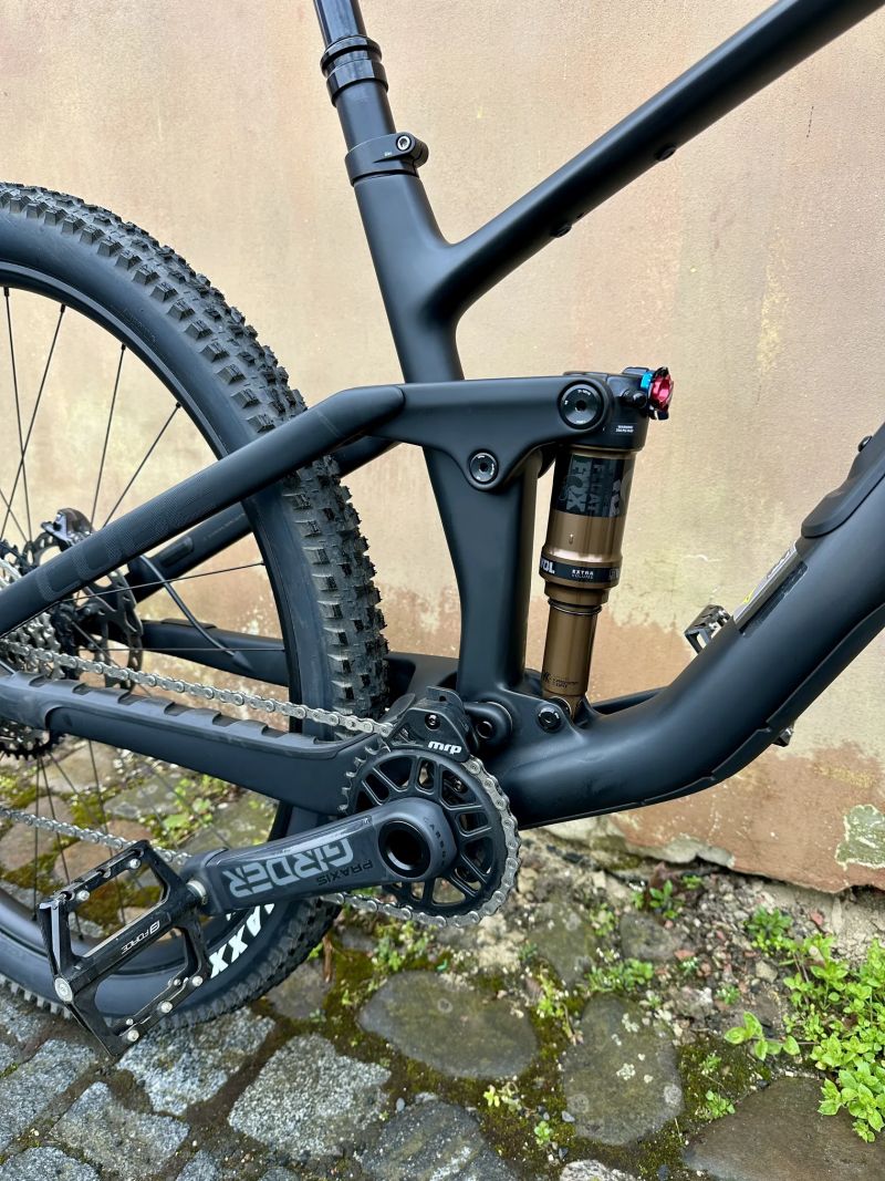 CUBE Stereo ONE44 C:62 Race 29 blackline 2026 M 200km najeto