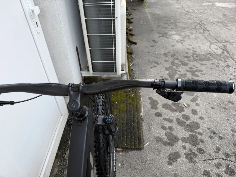 Trek Trek Slash 9.8 Carbon gen 5, vel. L, Mnoho nepoužitých dílů.