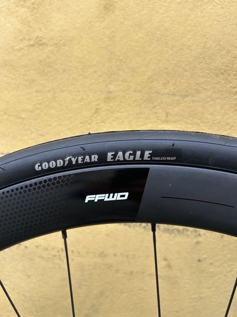 Isaac Boson Stone Black SRAM RIVAL AXS + karbonová kola FFWD TYRO 2 - NOVÉ KOLO