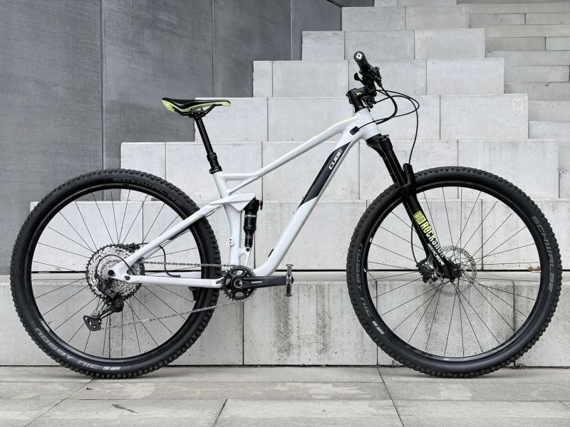 Cube Stereo 120 Race 29", vel. M, 2020