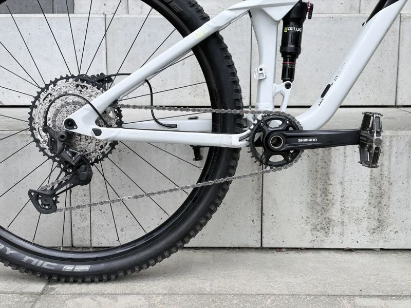 Cube Stereo 120 Race 29", vel. M, 2020