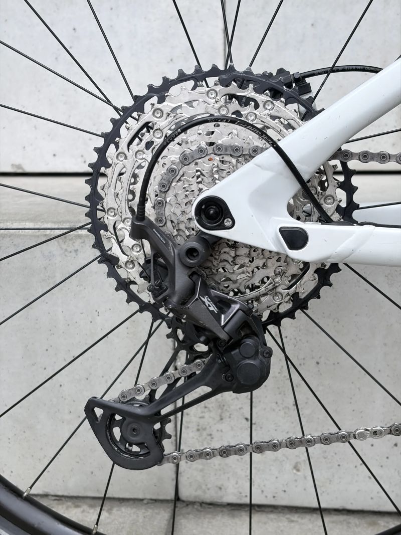 Cube Stereo 120 Race 29", vel. M, 2020