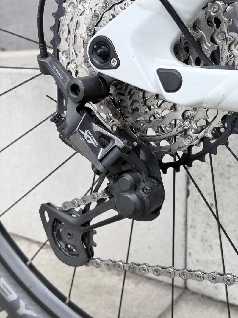 Cube Stereo 120 Race 29", vel. M, 2020