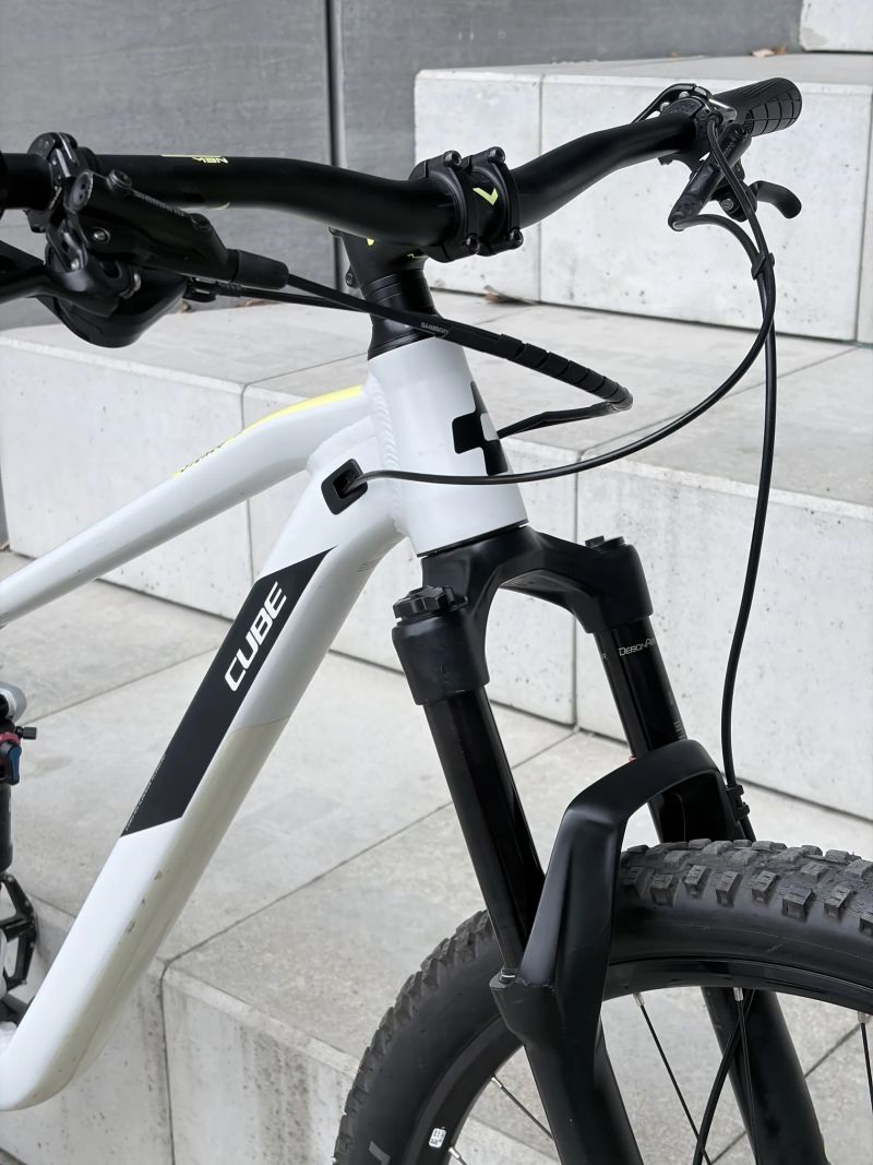 Cube Stereo 120 Race 29", vel. M, 2020