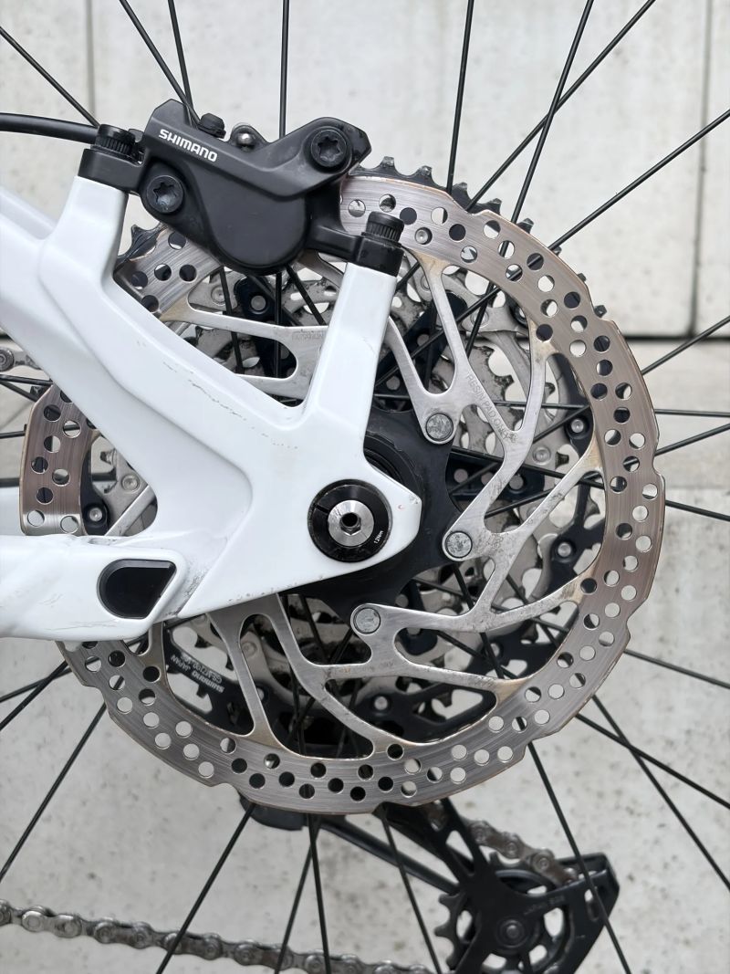 Cube Stereo 120 Race 29", vel. M, 2020