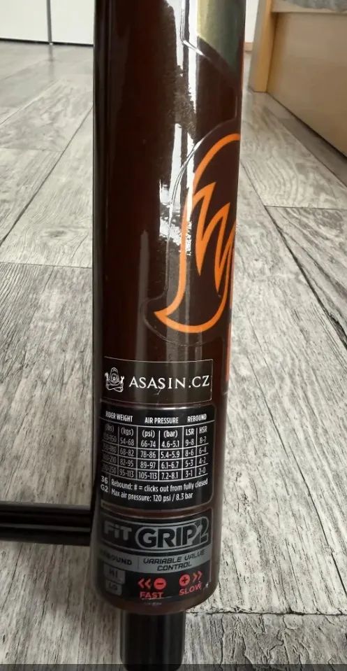 Vidlice Fox 36 Factory Grip2 - limitovaná edice barva Rootbeer (hnědá metalíza)