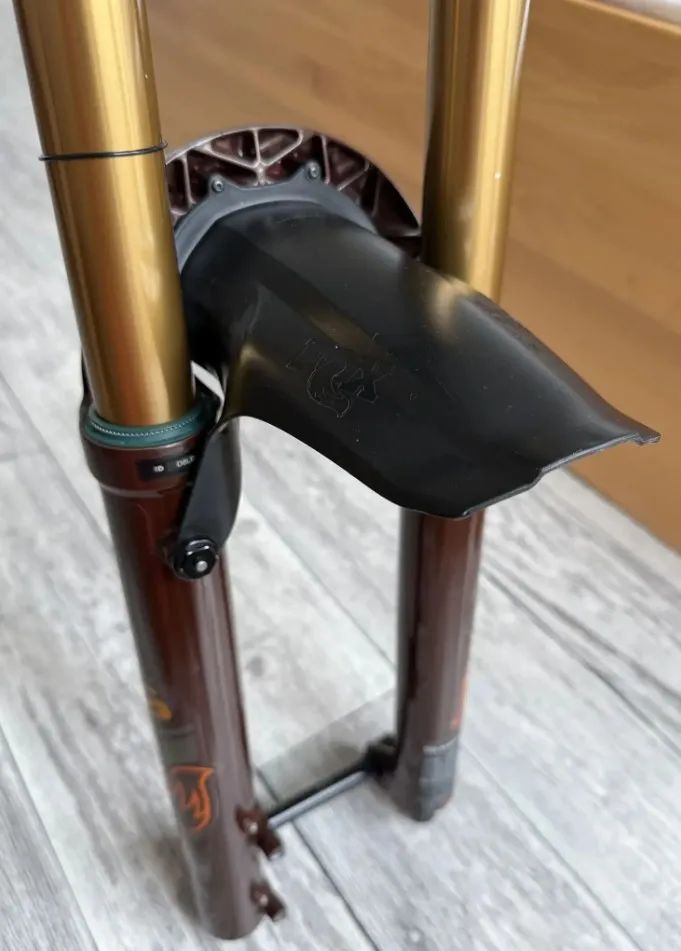 Vidlice Fox 36 Factory Grip2 - limitovaná edice barva Rootbeer (hnědá metalíza)