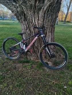 Prodám Mondraker summum 29 L.