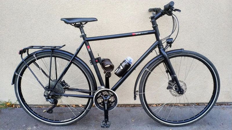 VSF fahrradmanufaktur T500 rok 2021, špičkové městské kolo