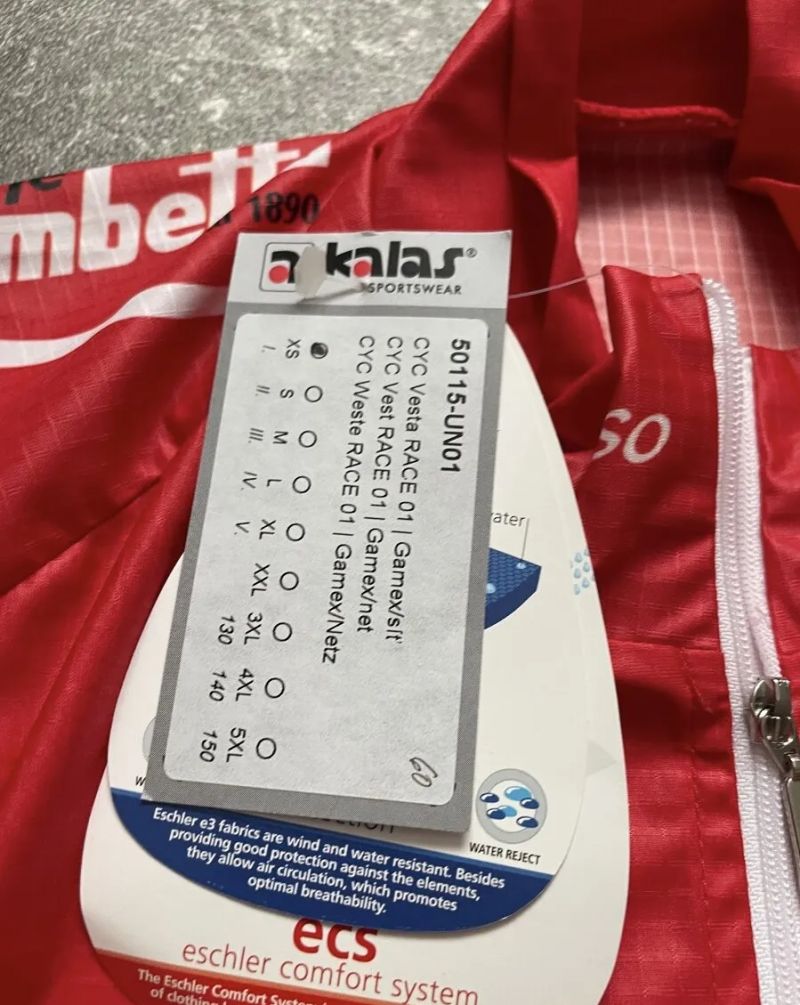 Kalas vesta Trombetta