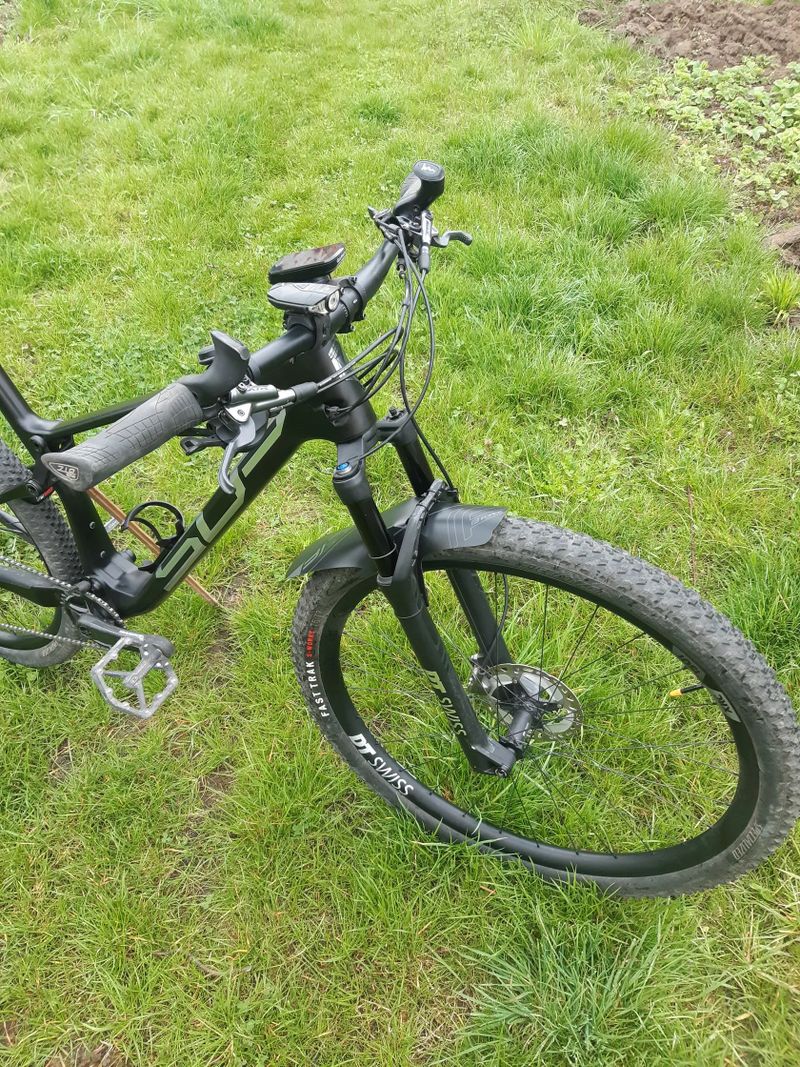 Superior TEAM XF Váha 10,7kg