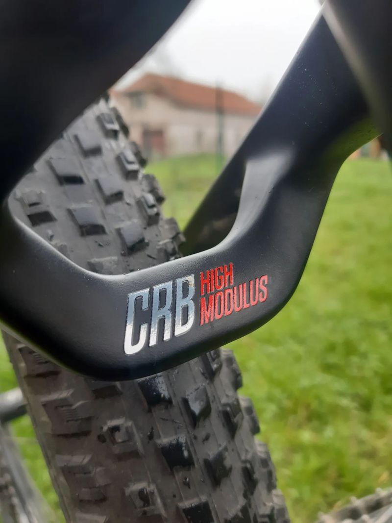 Superior TEAM XF Váha 10,7kg