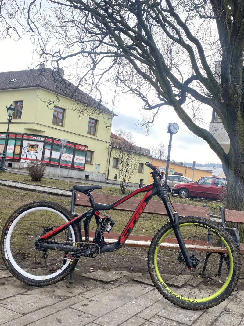 Prodám Rám Ctm Mons