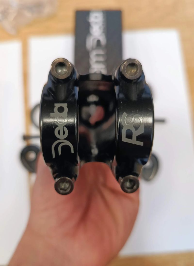 2x představec DEDA Superzero RS POB (110 mm a 120 mm)