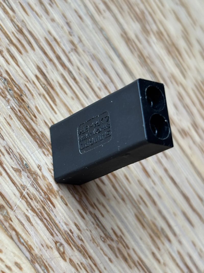 Shimano Di2 díly: Di2 SD50 kabely, konektory JC304 / JC41