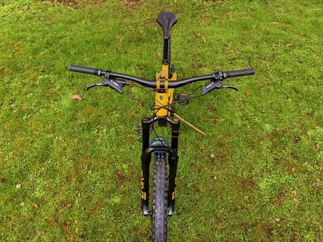 Éčko Trek Fuel EX-e 9.8 SL vel. L Satin Baja Yellow Mullet