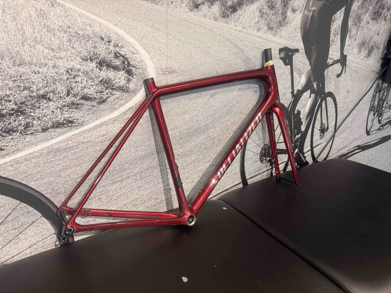 Silniční kolo Specialized Aethos 2 PRO - 56, 705g