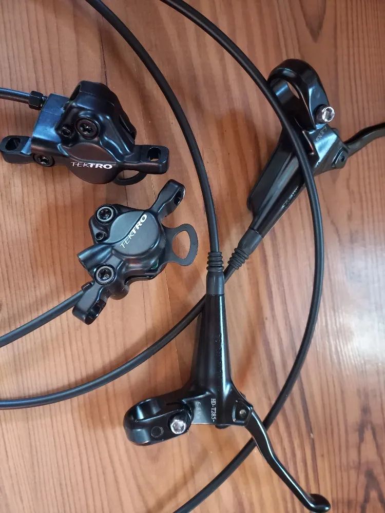 Hydraulické brzdy Tektro HD T285 - CENA ZA PÁR NOVÉ