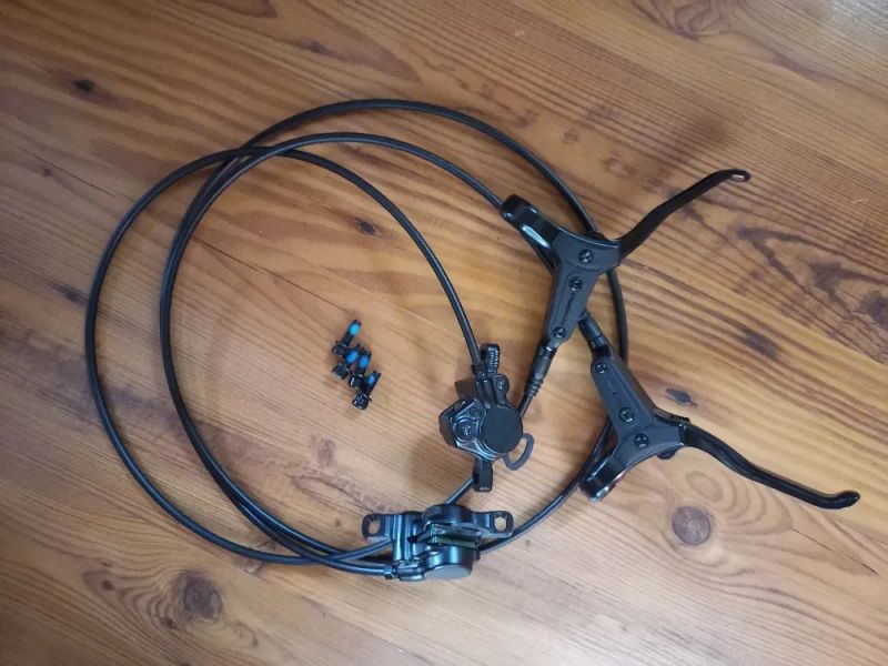 Hydraulické brzdy Tektro HD T285 - CENA ZA PÁR NOVÉ