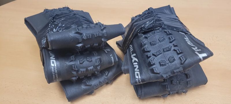 Continental TrailKing 2.4 