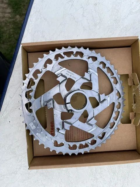 E-13 Helix R - Race Cluster 46/52