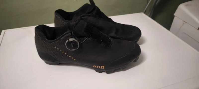 Tretry Rockrider Tretry Race 900 na MTB a gravel