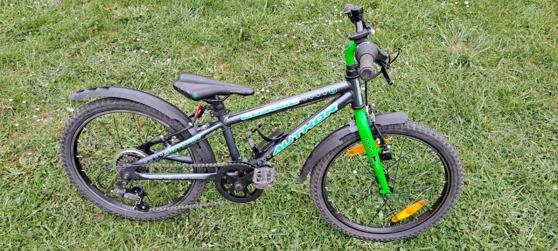 Author Cosmic 20" - TOP STAV