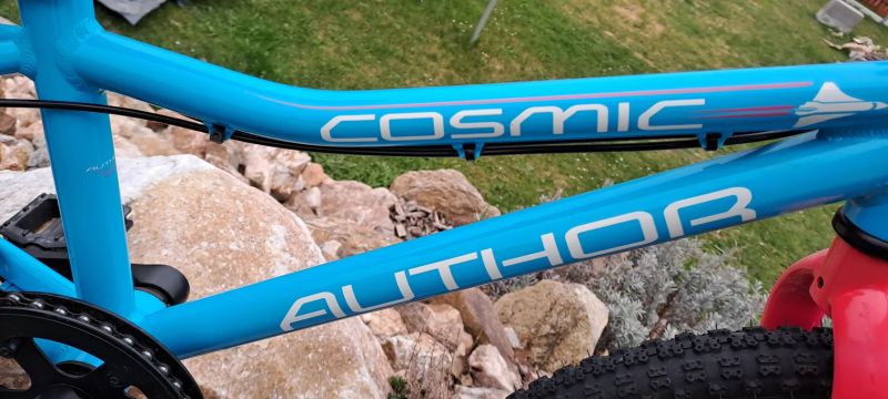 Author Cosmic 20" - TOP STAV