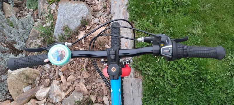 Author Cosmic 20" - TOP STAV