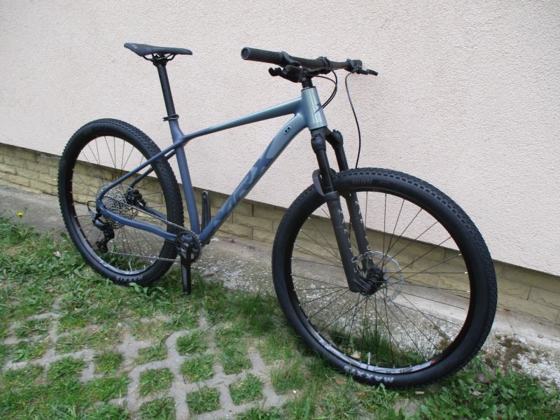 Rezervace kolo MRX ER25 V219,5", vidlice Manitou Machete air, Shimano Deore 1x12, BOOST pevné osy