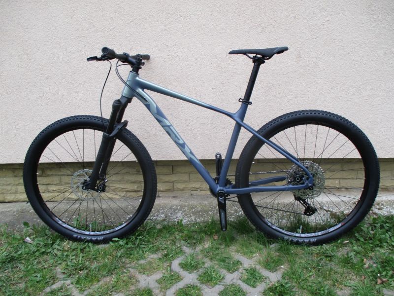 Rezervace kolo MRX ER25 V219,5", vidlice Manitou Machete air, Shimano Deore 1x12, BOOST pevné osy