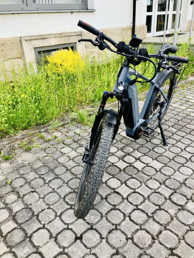 Unikátní custom stavba - terénní drtič, street fighter