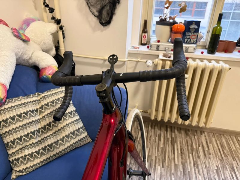 Trek Emonda SL6 - karbonová silnice – Vel. 58, Ultegra, Powermeter