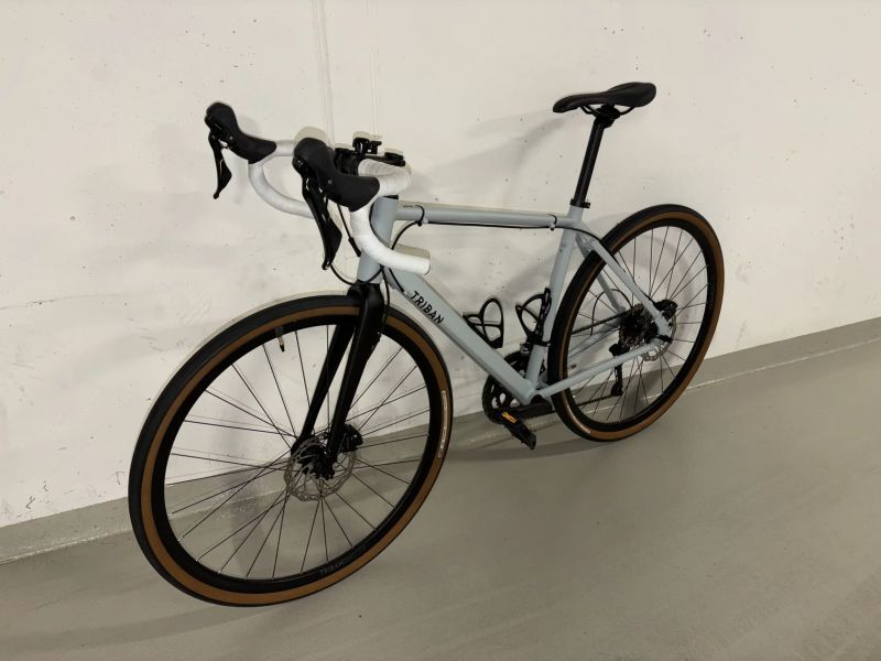 Gravel/Silniční Triban RC120, sada GRX 2x10, hydraulické brzdy, pláště Panaracer Gravelking 700x38