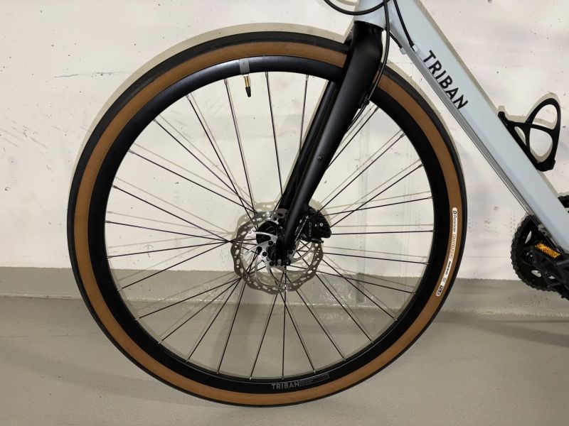 Gravel/Silniční Triban RC120, sada GRX 2x10, hydraulické brzdy, pláště Panaracer Gravelking 700x38