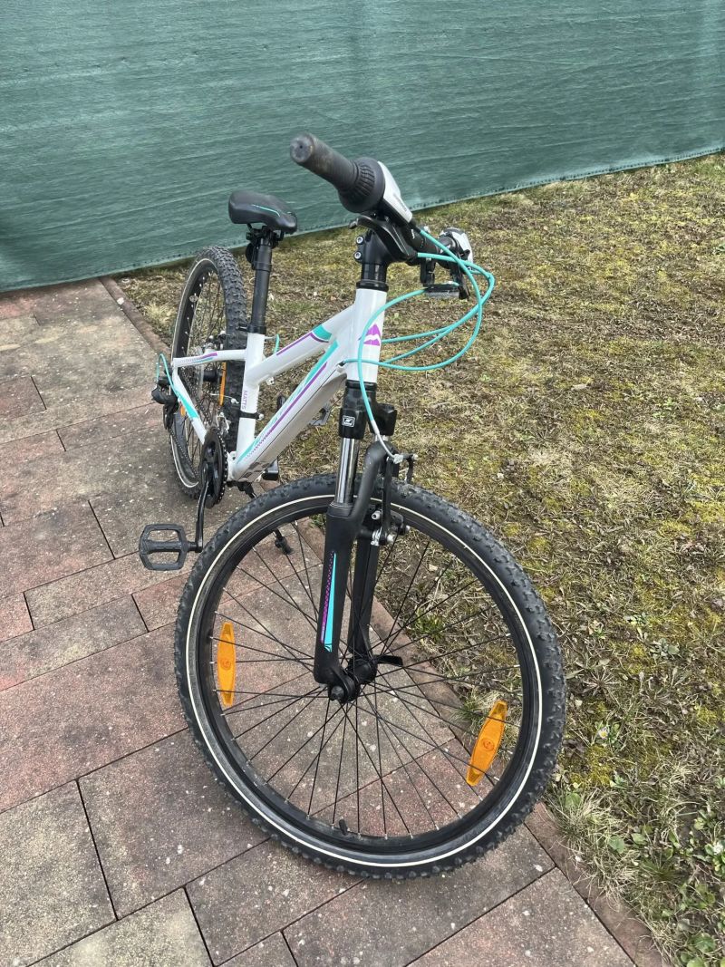 Prodám dvě dětská kola