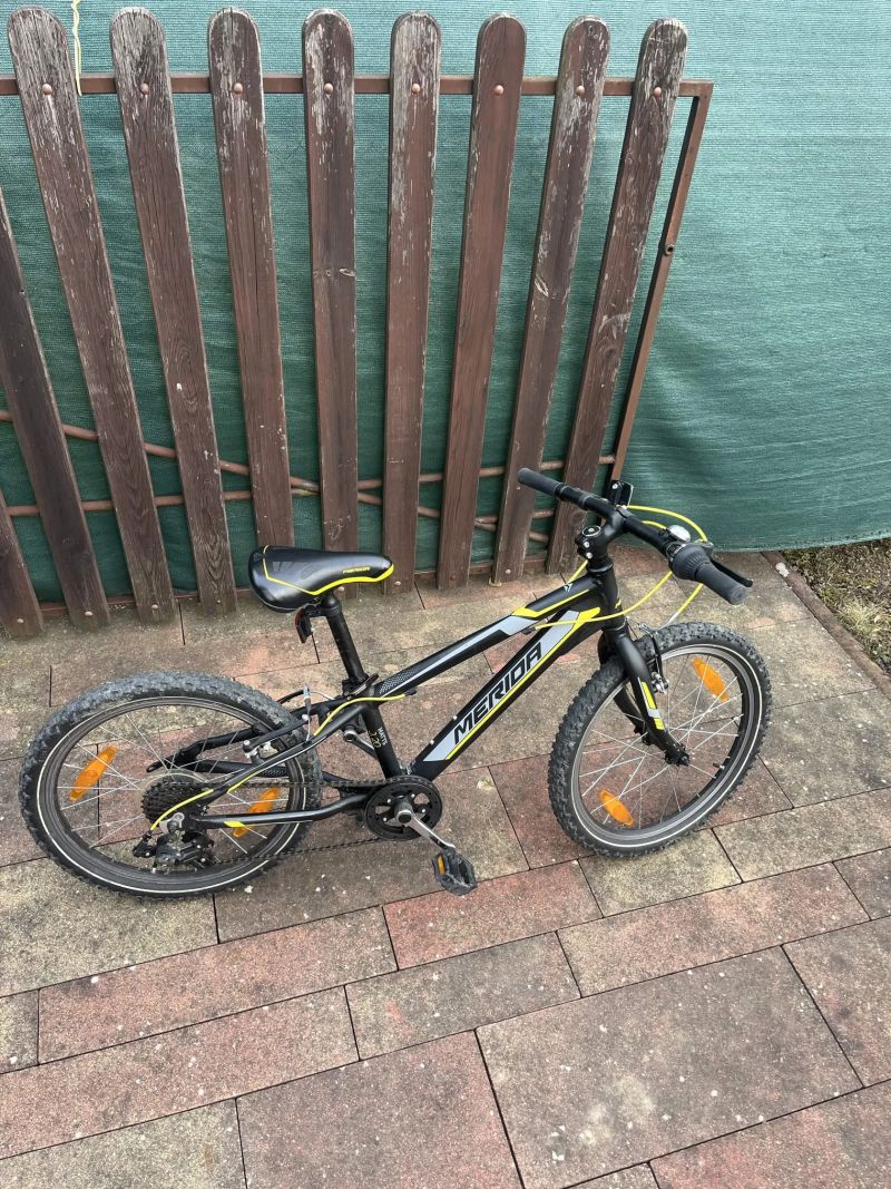 Prodám dvě dětská kola