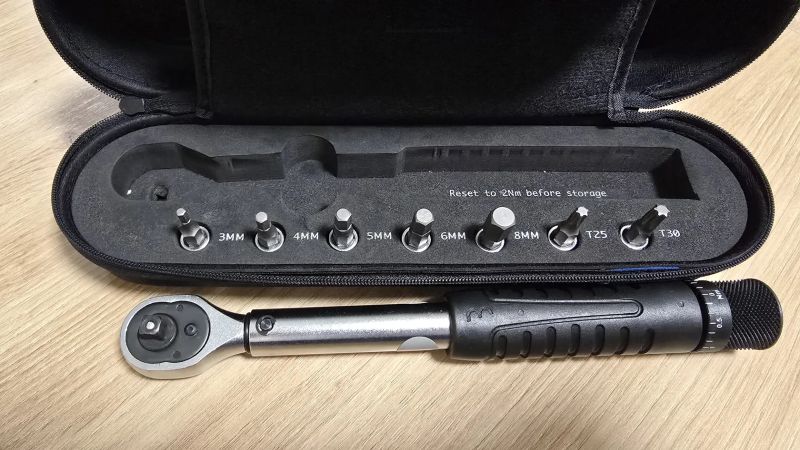 Momentový klíč BBB BTL-73 (2–14 Nm)