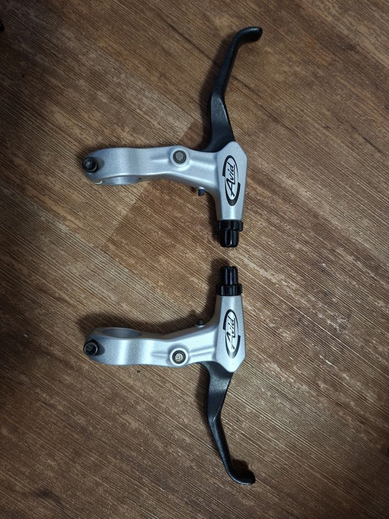 Avid SingleDigit 3 + páky 