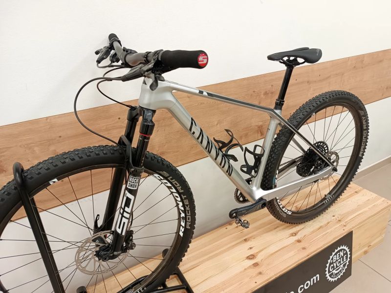 Canyon Exceed cf 7 karbonová kola Reynolds