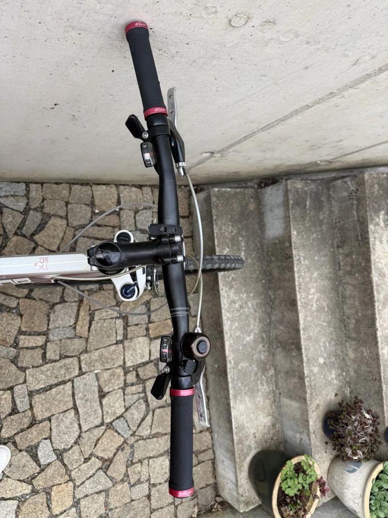 Trekové dámské kolo Superior