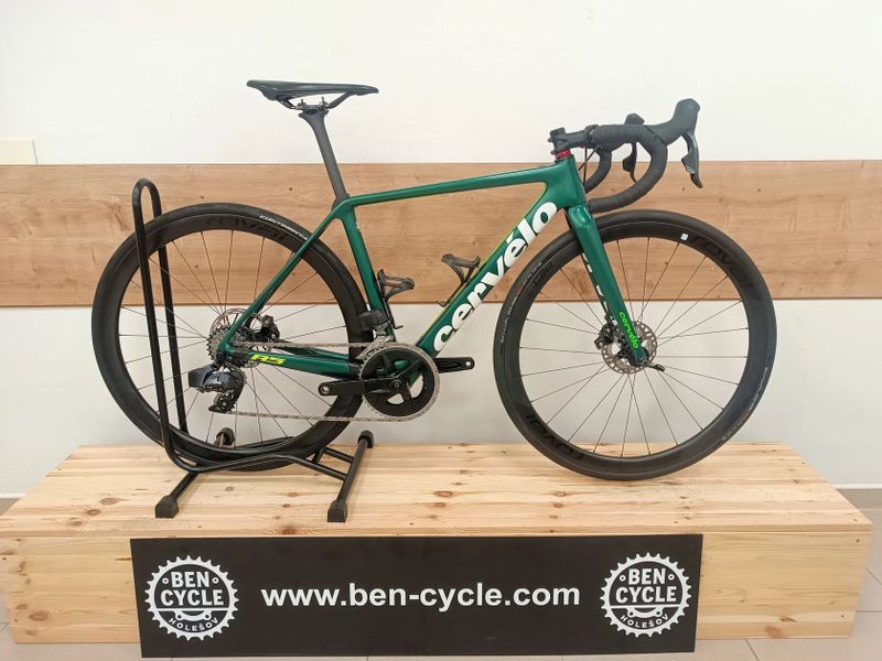 Cervélo R5 AXS wattmetr karbonová kola