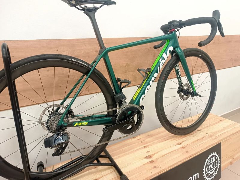 Cervélo R5 AXS wattmetr karbonová kola