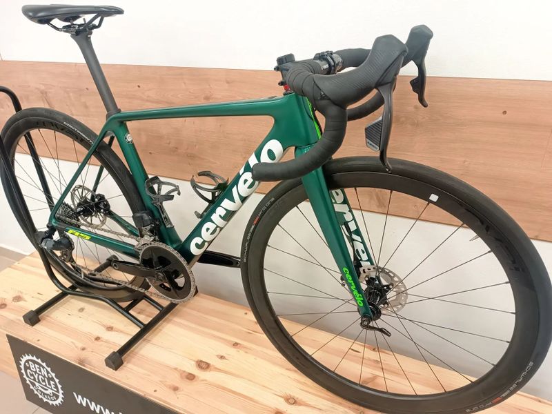 Cervélo R5 AXS wattmetr karbonová kola