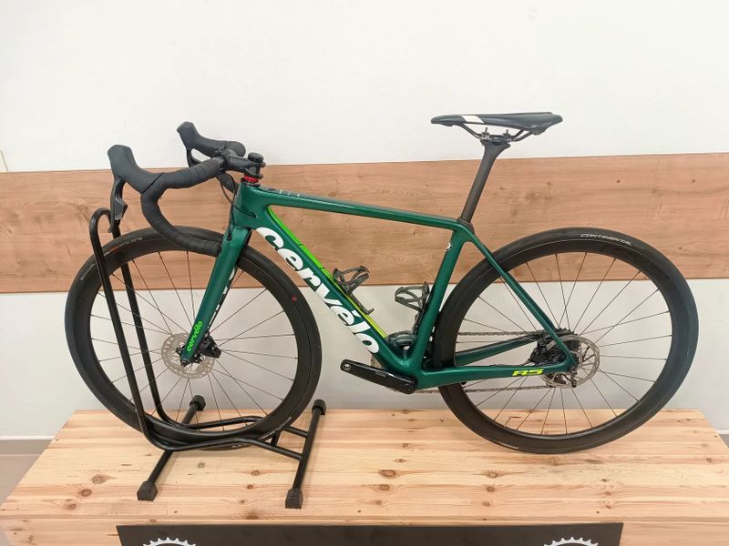 Cervélo R5 AXS wattmetr karbonová kola