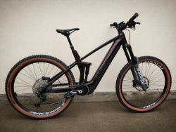 Cube stereo hybrid 140 race 750